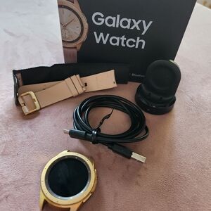 Samsung Galaxy Watch 42mm Bluetooth + LTE3